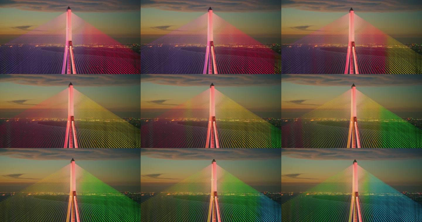 常泰大桥夜晚彩色灯光