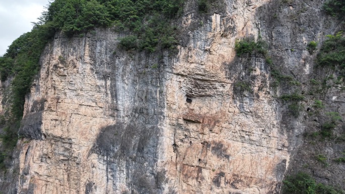 青山崖壁自然景观 神农架