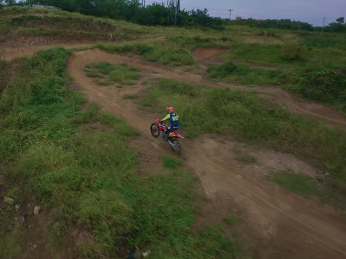 越野摩托车_610号