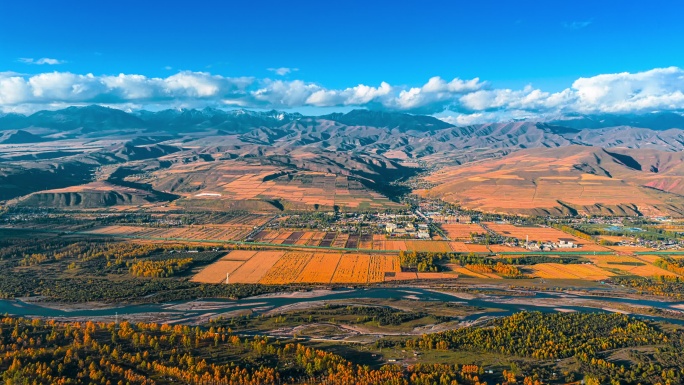 门源大通河秋色航拍延时摄影