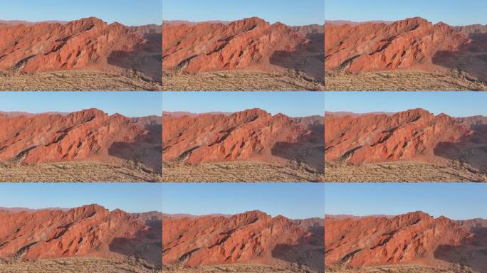 赤色山峦壮丽风光