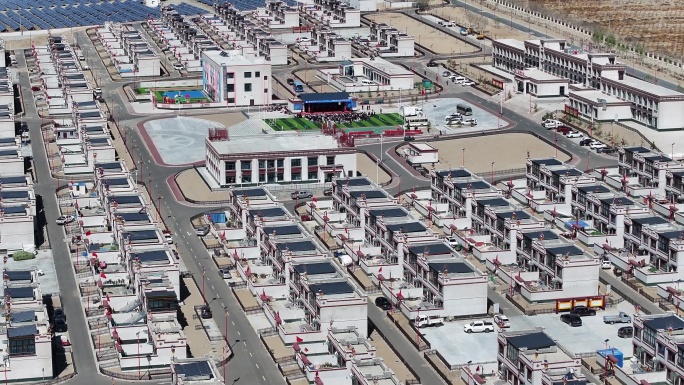 高原搬迁新村航拍