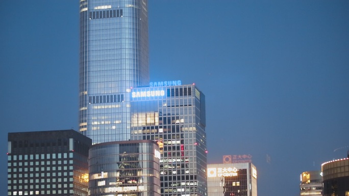 黄昏时分的北京CDB