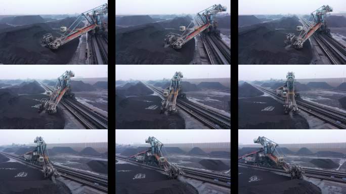 煤炭生产传送带运输大型煤矿机械作业现场