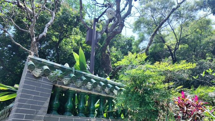 园林绿瓦栏杆绿植景观