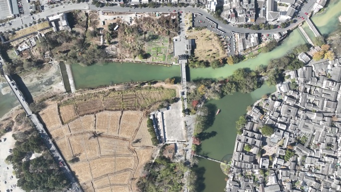 航拍安徽皖南宏村上卢村白墙村落