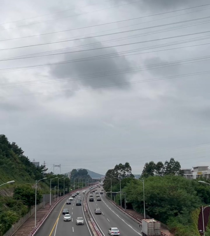 高速公路车流延时