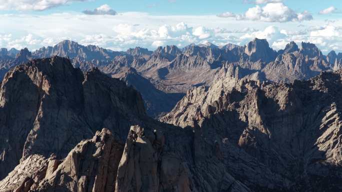 航拍四川阿坝州莲宝叶则