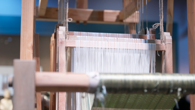 连杆型一勾多综提花木织机模型