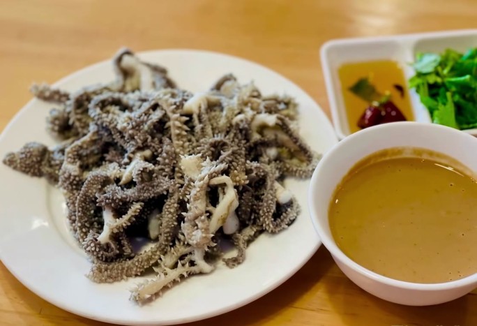 传统老北京爆肚摆盘