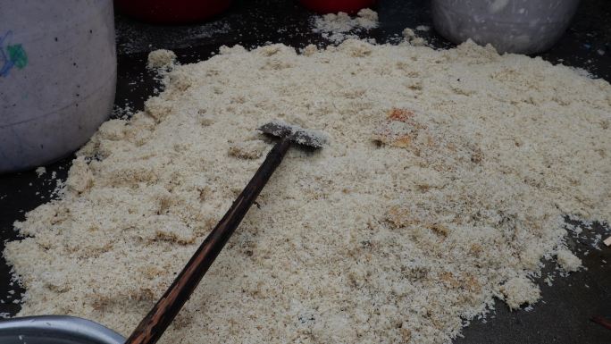 侗族村寨土法酿酒农家古酿酒全过程