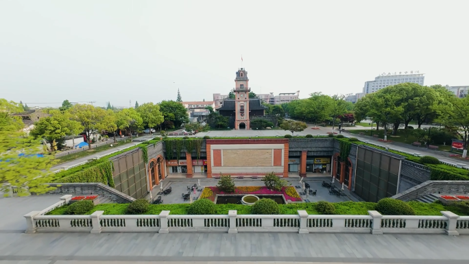 南通钟楼｜穿越机一镜到底