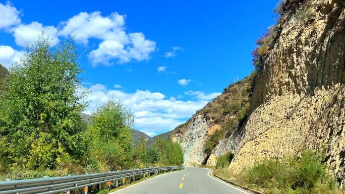 汽车公路开车驾驶车辆行驶山路第一视角风光