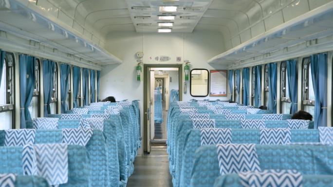 绿皮火车车厢内景 铁路旅行4K合集