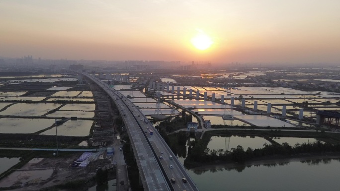 航拍大桥日落风光