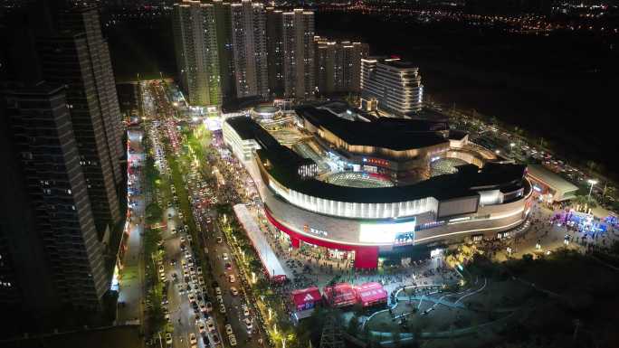 厦门同安宝龙广场 人流过年热闹人群