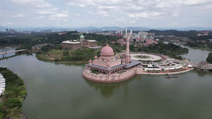 马来西亚吉隆坡水上粉色清真寺航拍