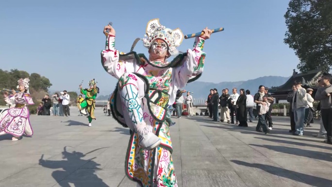 湖北秭归：英歌劲舞闹新春