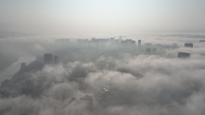 贵州赤水云海笼罩城市航拍