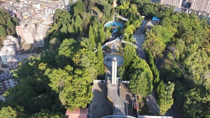 云南墨江：北回归线标志园，太阳转身的地方