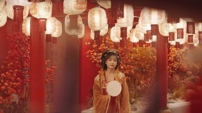 灯笼长廊汉服美人